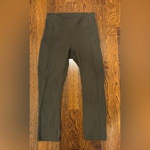 lululemon size 2 olive green capris leggings
